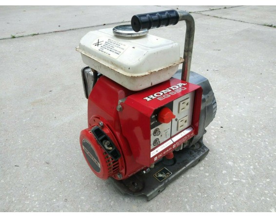 Honda Generator EG650 Gas Powered Portable Camping 650 Watt 120v 12v AC DC Japan